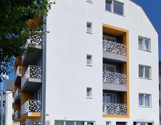 Ap Calas No2 2B, Free Parking