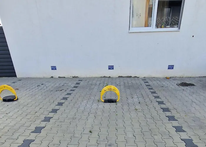 Ap Calas No2 2B, Free Parking