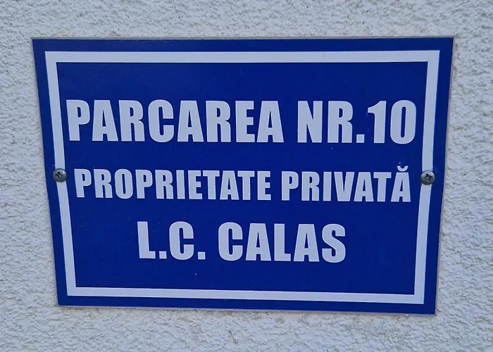 Ap Calas No2 2B, Free Parking